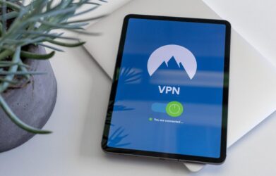 how do vpns work to mask ip addresses